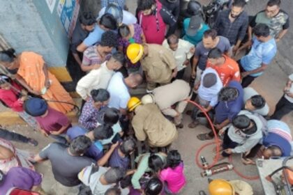 Woman’s leg gets caught in drain cover; firefighters to the rescue