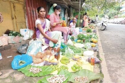 Women vendors outside Margao PS say promise of rehab not fulfilled
