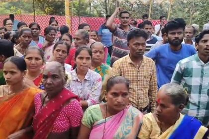 Worship in Poriem temple allowed after protest infront of Dy Collector’s Office