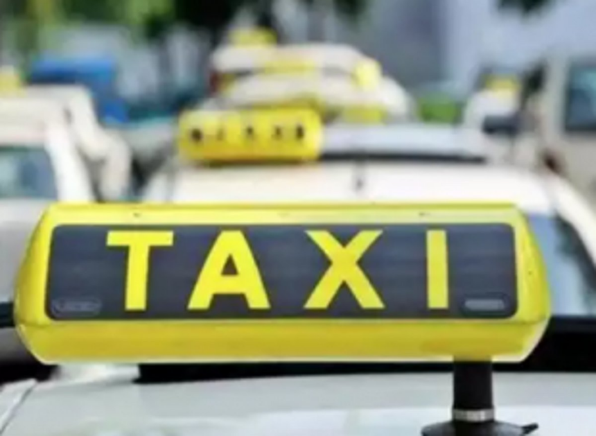 Writ petition filed in HC to get taxi stand  notified at Mopa International Airport