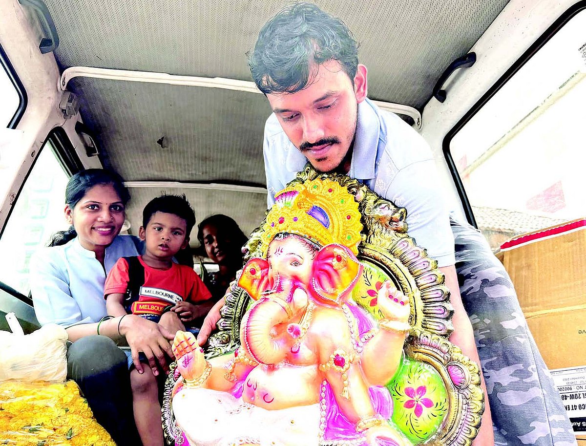 Year long wait for Ganapati Bappa ends, Goa embraces Ganesh Chaturthi mood