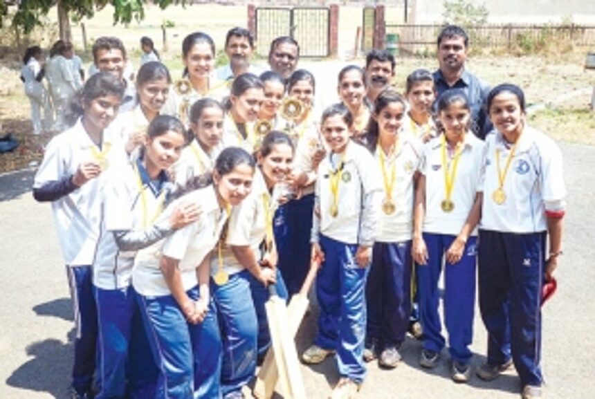 Zantye College clinch Varsity cricket title