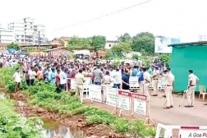 Zuarinagar locals protest over irregular supply of essentials, no cash in ATMs