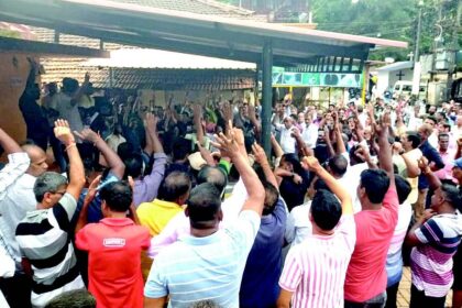 online bookings: Jeep operators threaten to stop Dudhsagar trips