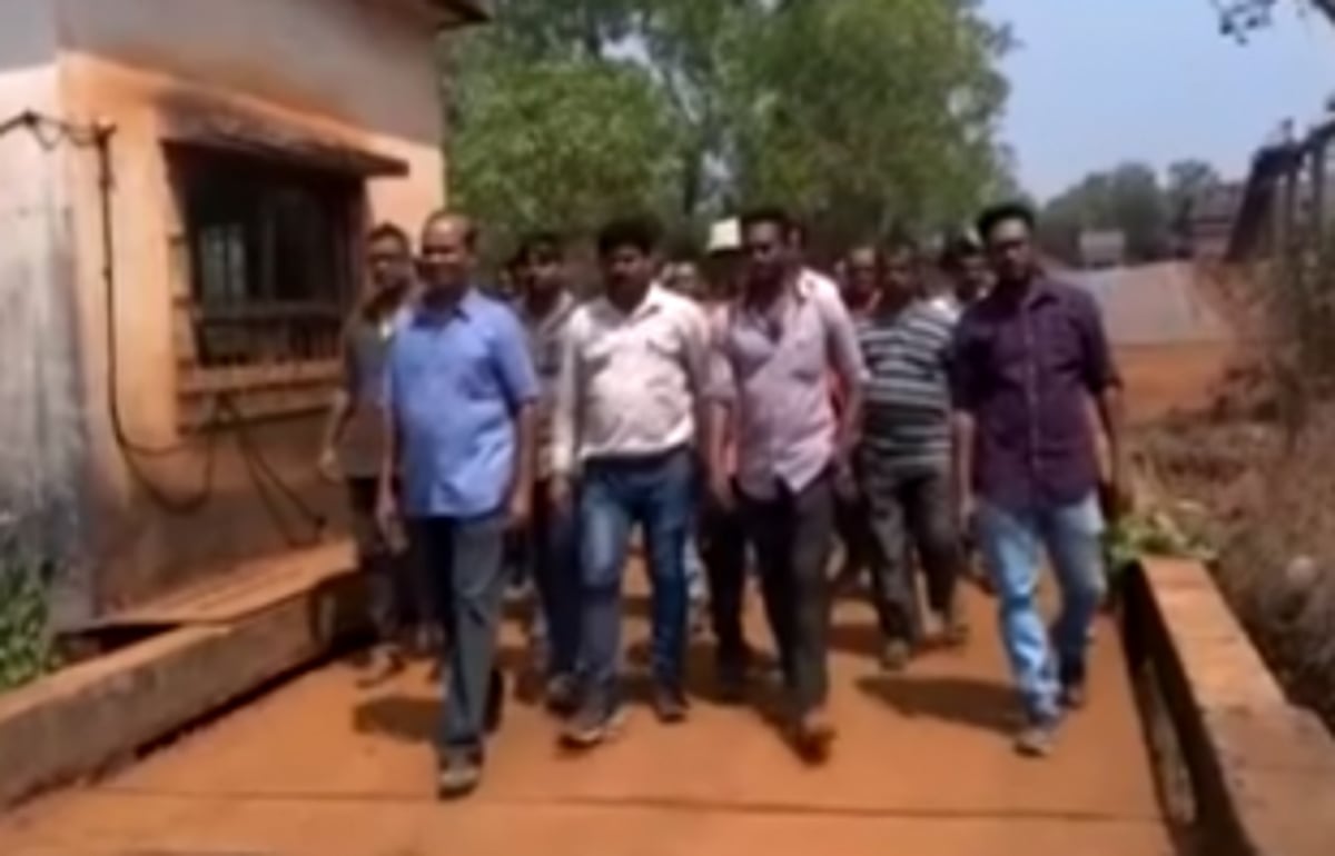‘Aggrieved’ workers  of Chowgule block  ore transportation