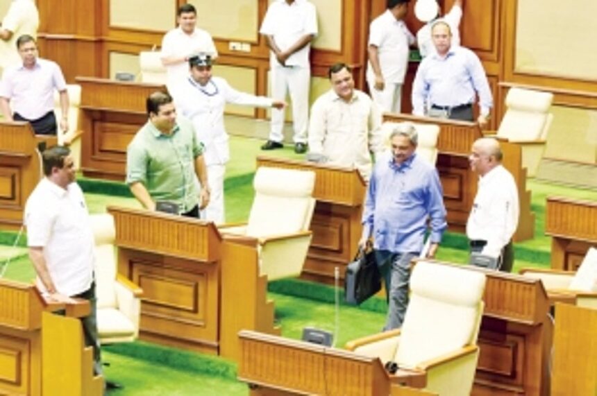 ‘Ailing’ CM presents a revenue surplus Budget 1 ‘Ailing’ CM presents a revenue surplus Budget