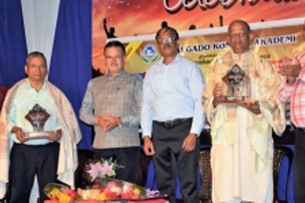 ‘Book of the Year Award’ presented to  Fr. Eusebio Gomes & Fr. Jose Dias