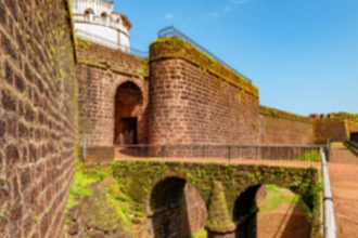 ‘Collapsed wall of  Cabo de Rama fort needs urgent attention’