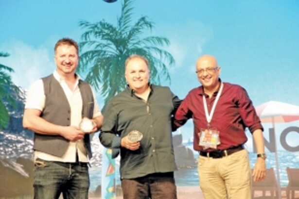 ‘Digital advt at inflection point, but print and TV to stick around’