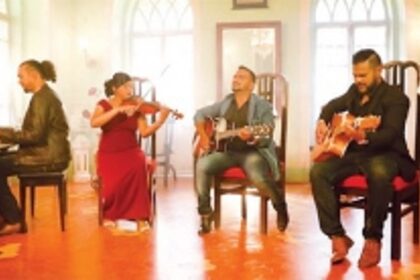‘Hold my Hand’ wins hearts