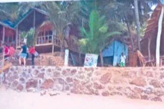 ‘Illegal’ shacks flourish on Khola beach, locals point fingers at some panchas