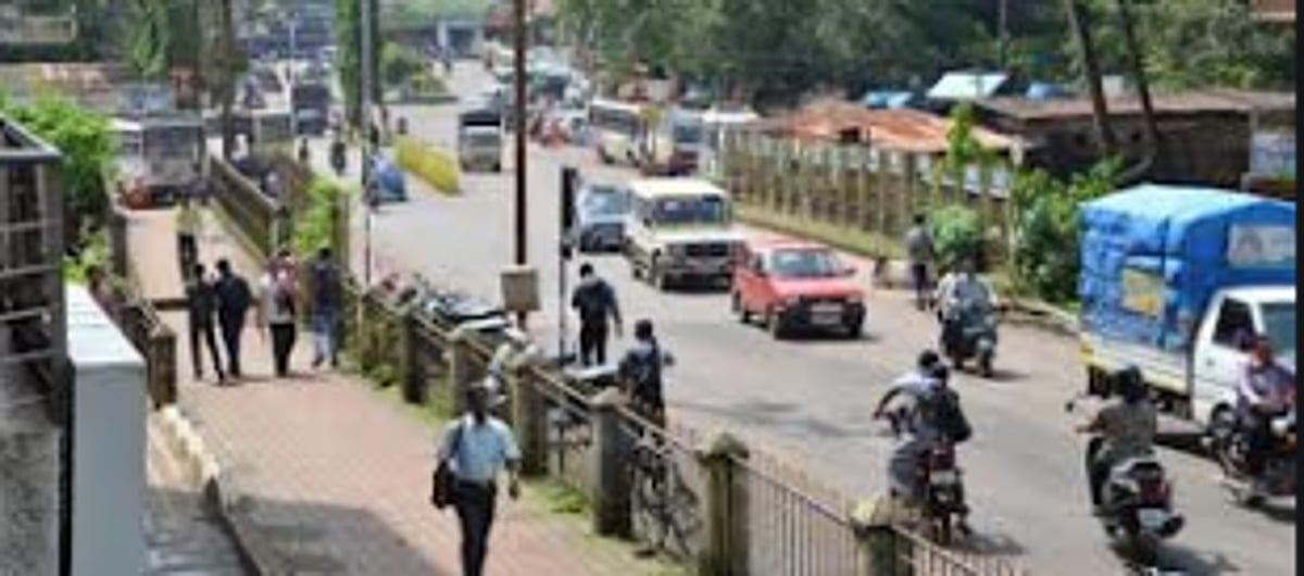 ‘Lokani ata bhivpachi garaz asa’ is the expression in Ponda!