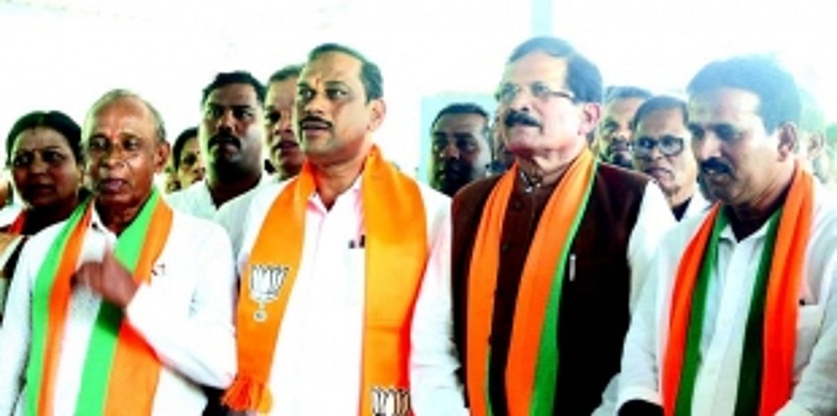 ‘Nurture democracy’ and ensure the progress of villages: Shripad