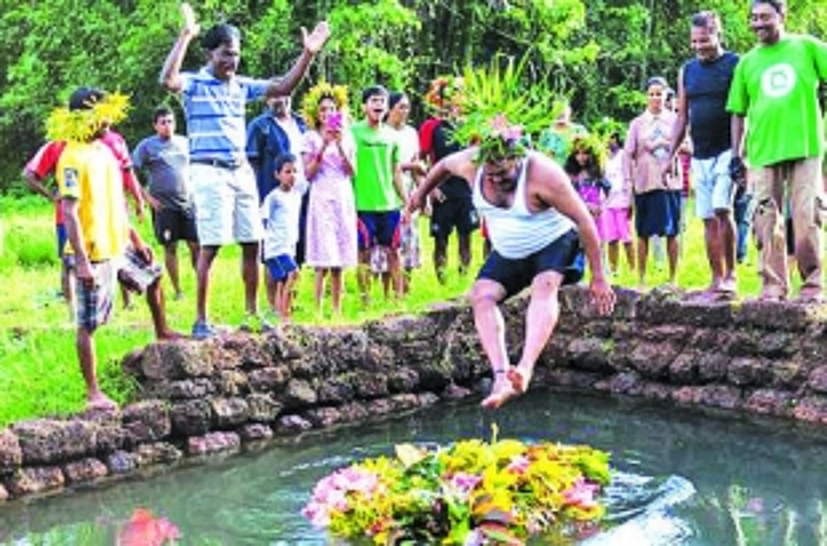 ‘O re San Joao’ celebrations at Colmorod