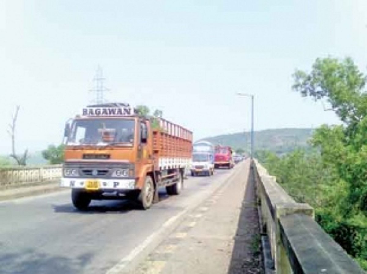 ‘Overburdened’ Borim Bridge still awaits respite from heavy traffic