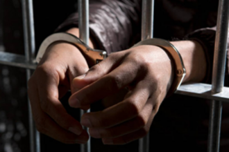 ‘Police official’ nabbed with booze worth Rs 4 lakh