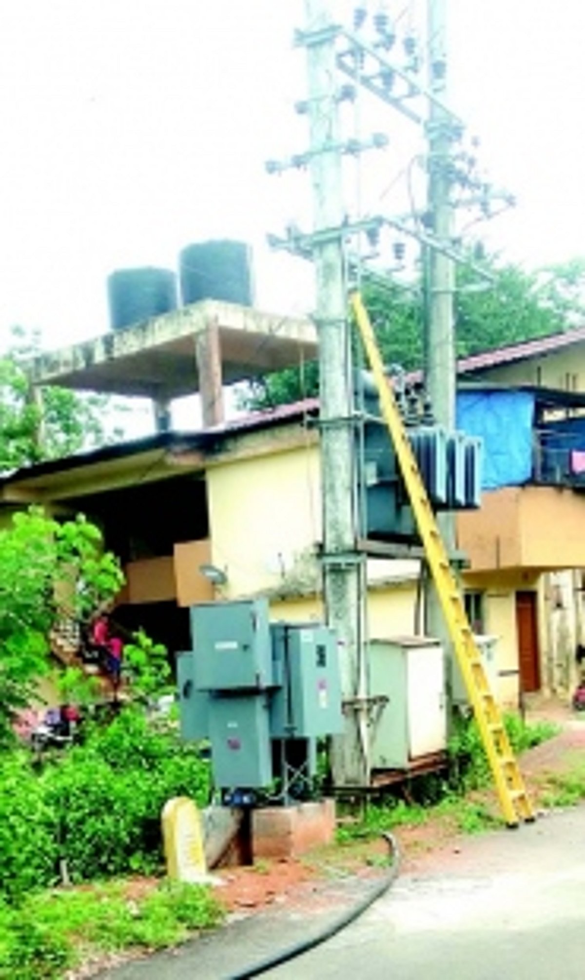 ‘Power leakage’ leaves line helper injured at Curti