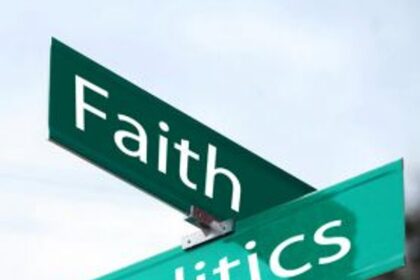 ‘Priests should not try to be political influencers’