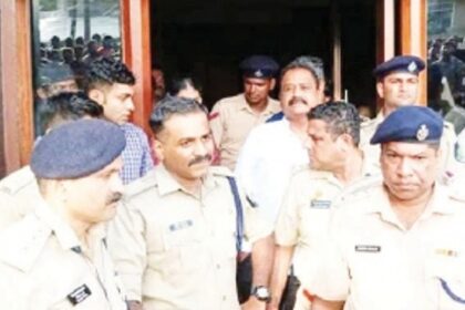 ‘ShivPremis’ lay siege to Calangute P’yat Ghar, triggering a potential communal flare up