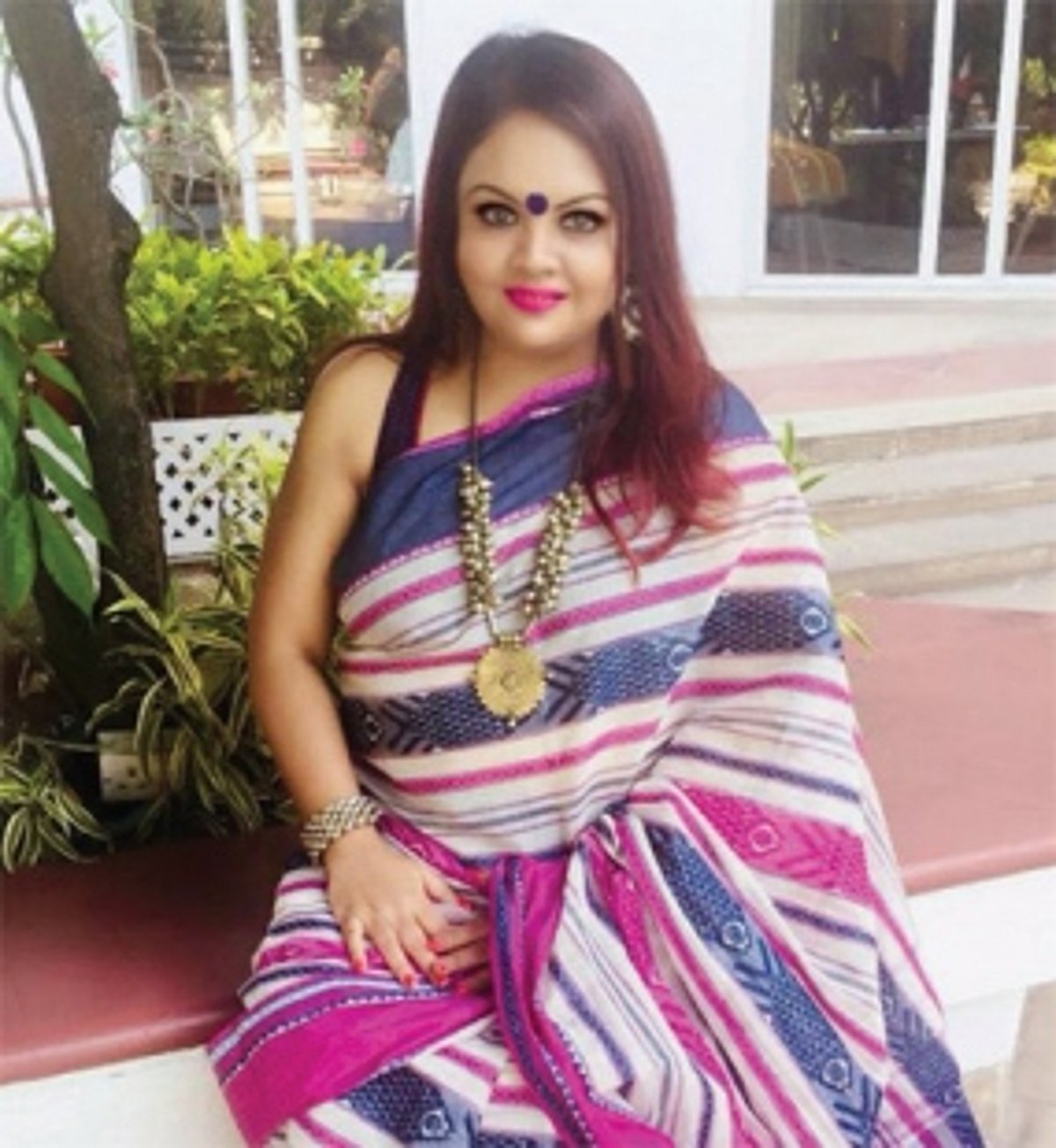 ‘Status single’ and now available (at a bookstore near you)