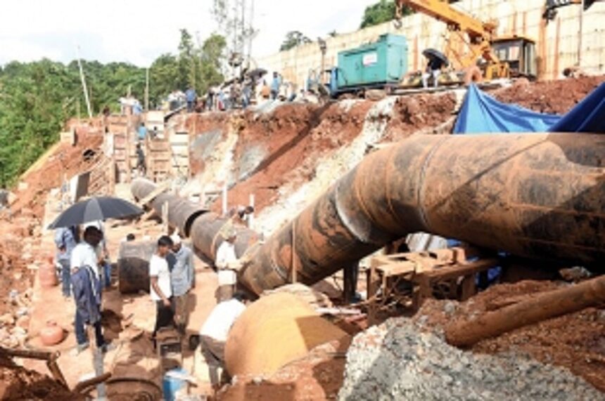 ‘VIP first’ attitude continues as homes in 2 talukas left dry for the 6th day