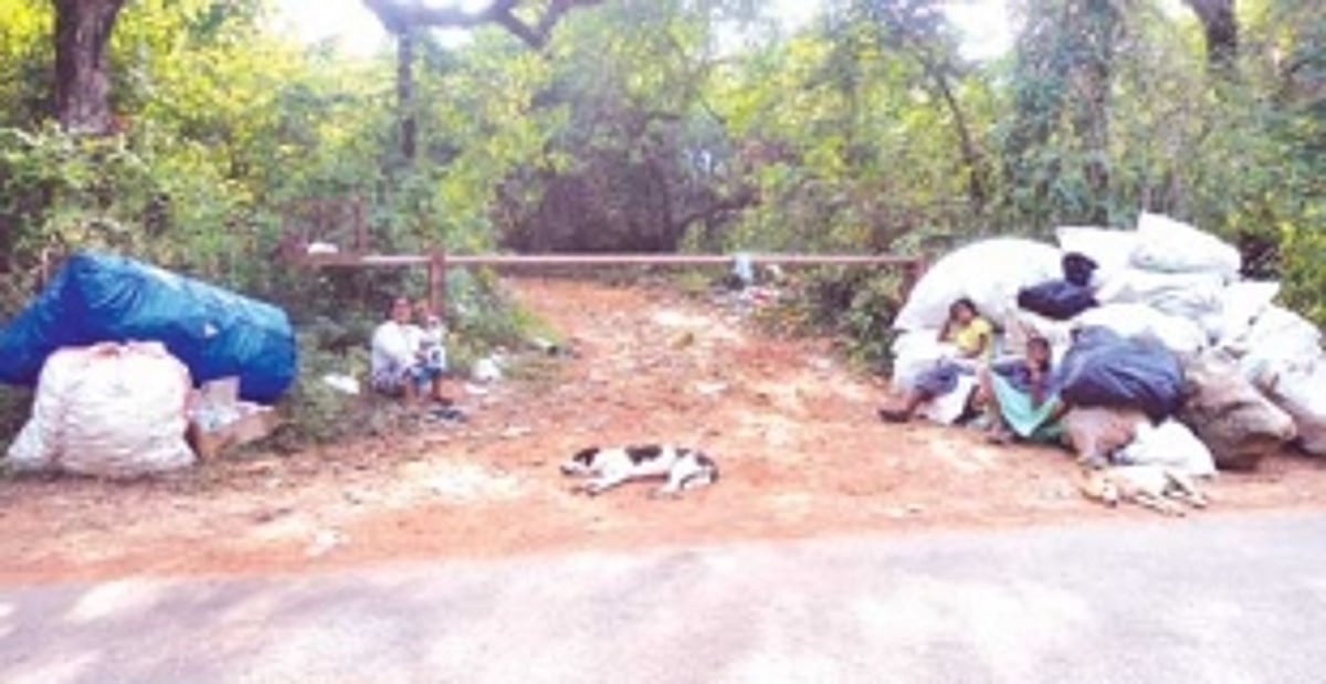 ‘Valuable scrap’ at the inoperative  Canacona GTP attracts ragpickers