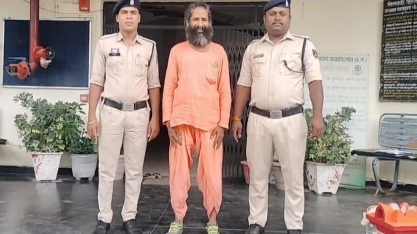 ‘Yogi Baba’ Busted: Fake Guru’s Ashram Exposed as Drug, Vice Den 1 ‘Yogi Baba’ Busted: Fake Guru’s Ashram Exposed as Drug, Vice Den