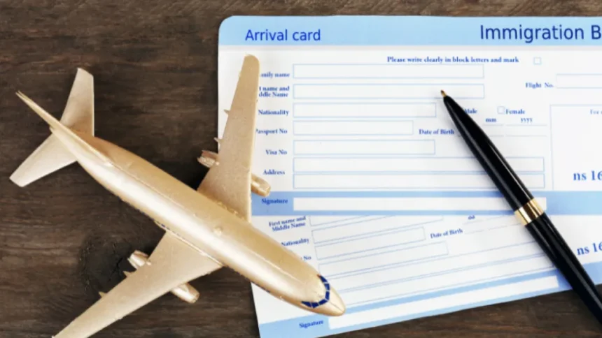 E-Arrival Card mustfor foreigners including OCI cardholders 1 01K6YTZN4YJ54HYM4W0AS6YKCM w1024