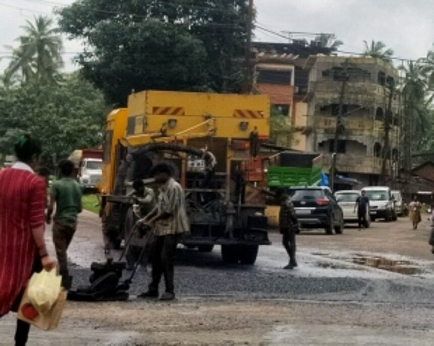 No supervisor on site; PWD carries road patching work at Sanguem 1 Jetpatcher begins repairing potholes in Sanguem