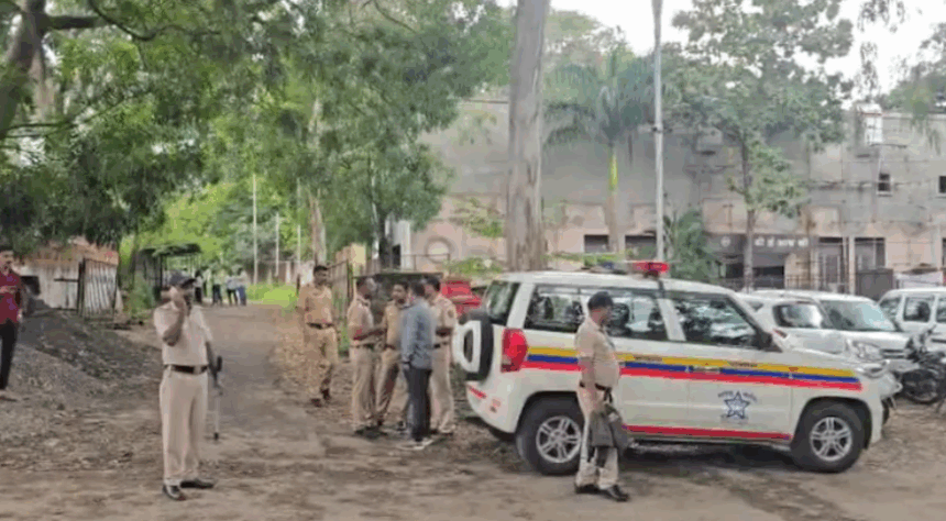 Maharashtra Doctor Allegedly Raped by Police Sub-Inspector Leaves Suicide Note Citing Harassment and Pressure to Issue Fake Certificates 1 Screenshot 2025 10 25 092631