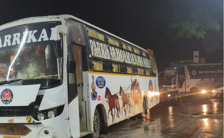 Major Accident Averted at Mapusa Petrol Pump After Bus Catches Fire Due to Short Circuit 1 Screenshot 2025 10 31 105016