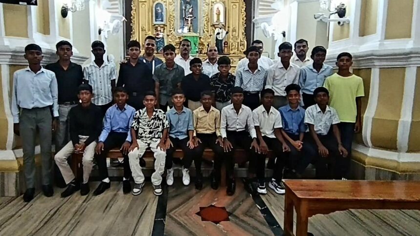 Goa Sub-Junior Football Team Departs for Amritsar to Compete in National Tournament 1 WhatsApp Image 2025 10 24 at 11.27.38 AM