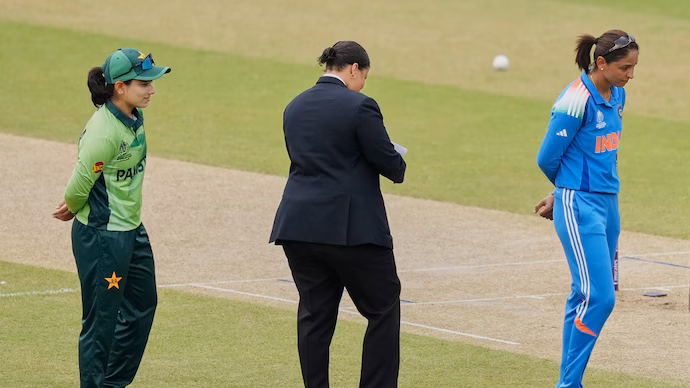 ODI World Cup: India women maintain no-handshake stance in group clash with Pakistan 1 indias captain harmanpreet kaur and pakistan captain fatima sana 05140180