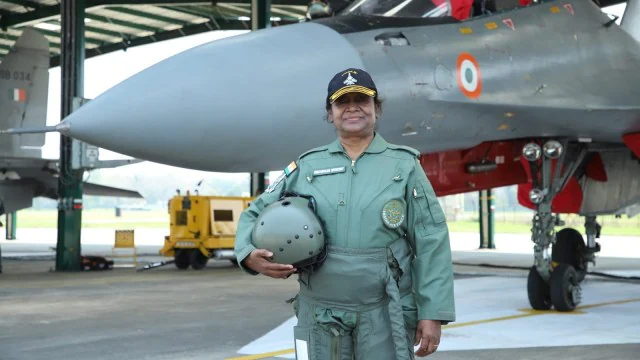 murmu Sukhoi 30 fighter aircraft