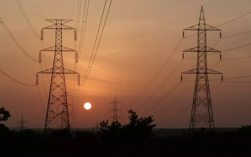 Goa Power Tariff Hike: Electricity Bills to Rise 4% Annually for Five Years from October 2025 1 sunset line tower electricity india karnataka 1102715 pxherecom cropped 1 1604554889