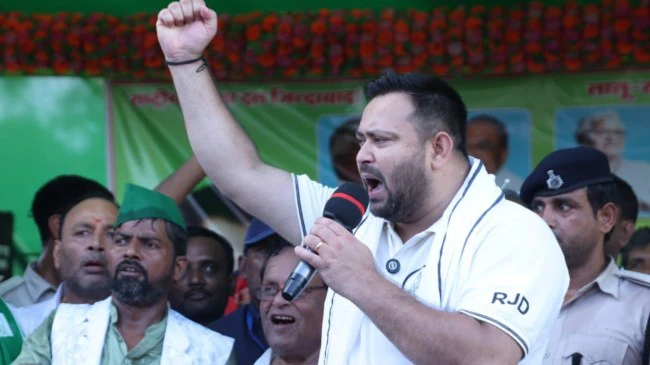 Tejashwi Yadav named CM candidate, Mukesh Sahani to be Deputy CM face as INDIA bloc shows unity 1 tejashwi f84074