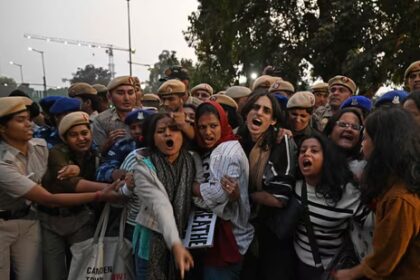 INDIA ENVIRONMENT POLLUTION PROTEST 2 1762695903974 1762695959342
