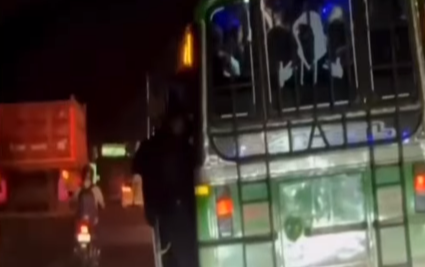 Private buses in reckless chase on Chimbel–Old Goa bypass endanger passengers 1 ScreenShot Tool 20251104150641