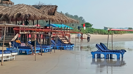 Morjim Shack Violations Raise Alarm as Olive Ridley Conservation Takes a Hit 1 Screenshot 2025 11 21 082726