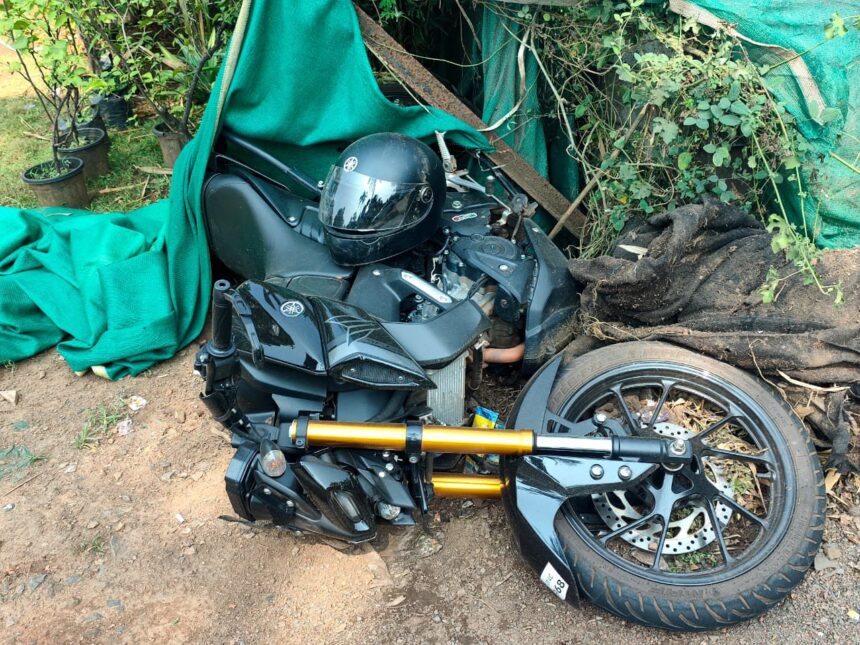 Two Youth Seriously Injured in Late-Night Self Accident at Gudi Junction 1 WhatsApp Image 2025 11 26 at 12.27.03 PM 1