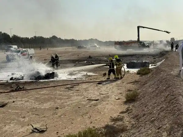 Zoomed-in video captures fatal Tejas crash during aerobatics in Dubai 1 dubai air show live news iaf tejas crashes at dubai air show pilot killed inquiry underway