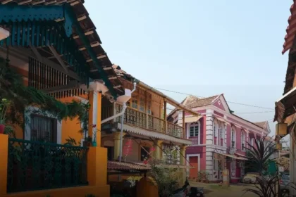 goa passes key bills to regularise 50000 houses 0 1200.jpg e1762675265205