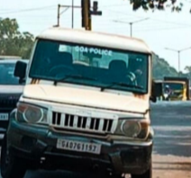 Crime Branch Vehicle Breaks Down While Escorting NDPS Accused 1 ScreenShot Tool 20251226163922