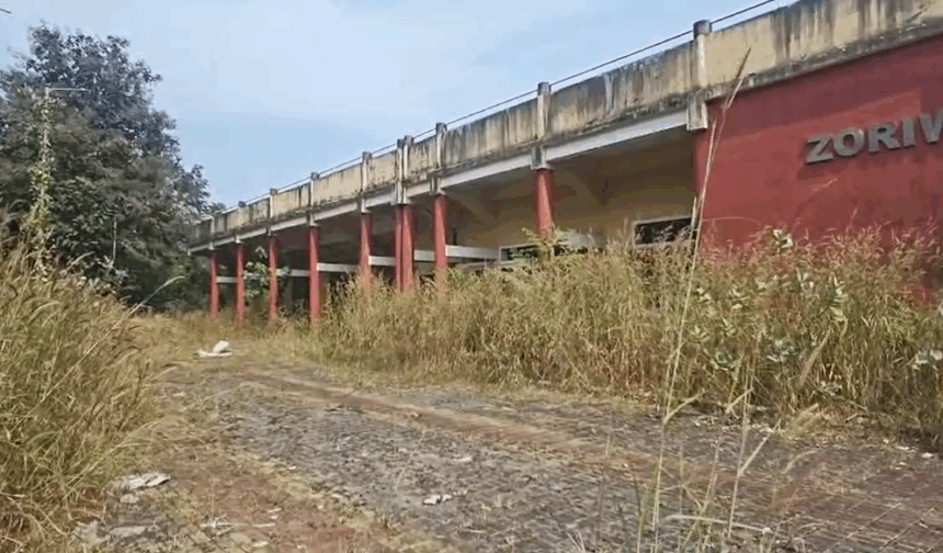 Zoriwado Sports Complex Falls Into Neglect Again; Locals Demand Action Over Vandalism, Illegal Activities 1 Screenshot 2025 12 02 151139