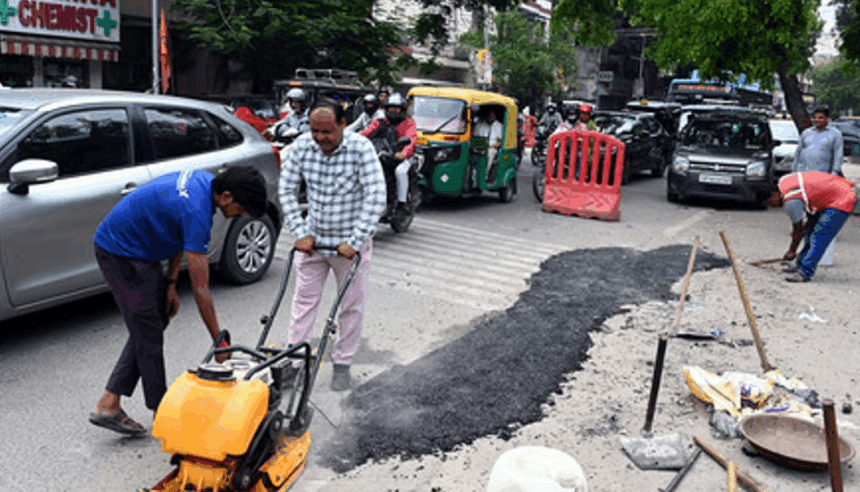 Delhi CM Rekha Gupta Forms High-Level Expert Panel to Tackle Pollution; Strict Deadlines, FIRs and Penalties Announced 1 Screenshot 2025 12 04 093511