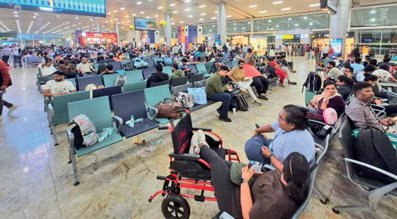 IndiGo Crisis Triggers Massive Chaos in Goa: 57 Flights Cancelled at Dabolim and Mopa 1 Screenshot 2025 12 06 081810