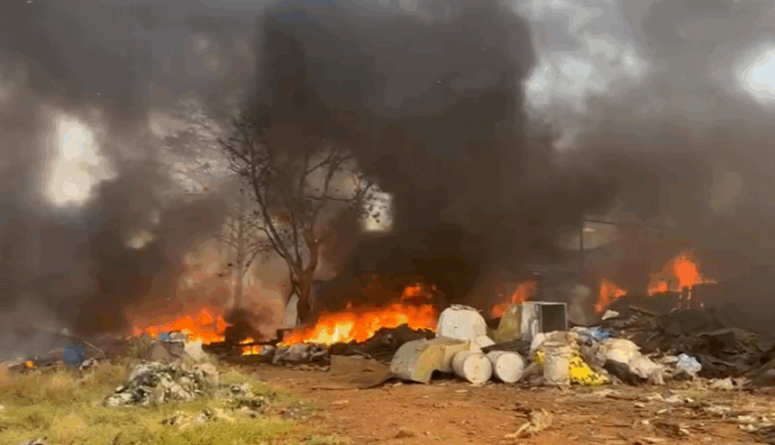 Massive Fire Erupts at Verna–Quelossim Scrapyards; MLA Anton Vas Orders Action Against Illegal Units 1 Screenshot 2025 12 12 154039