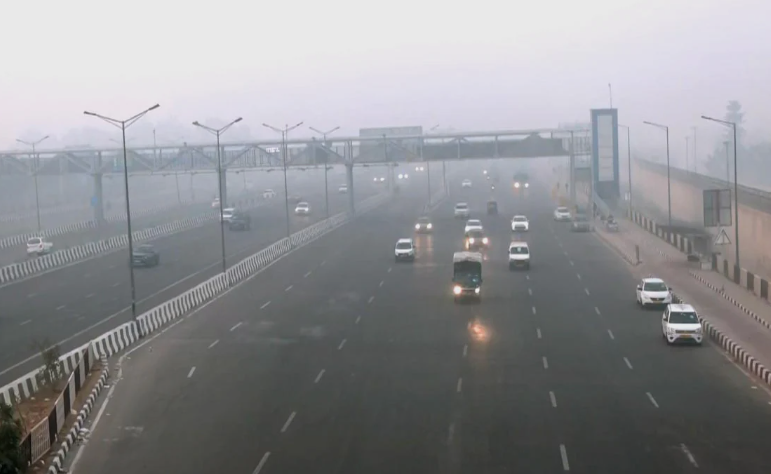Delhi Air Quality Nears ‘Severe’ as Smog Engulfs Capital, Several Areas Record Critical AQI Levels 1 Screenshot 2025 12 13 092711