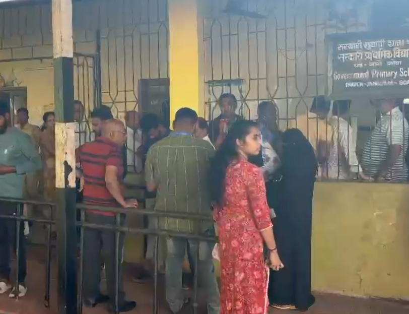 ZP Elections: Dhadem Booth in Sanvordem Sees Massive Voter Turnout, Senior Citizens and First-Time Voters Participate 1 Screenshot 2025 12 20 112634