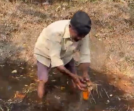 Farmers Protest WRD Canal Cleaning Negligence, Demand Water Release 1 Screenshot 2025 12 27 161912 e1766832581428